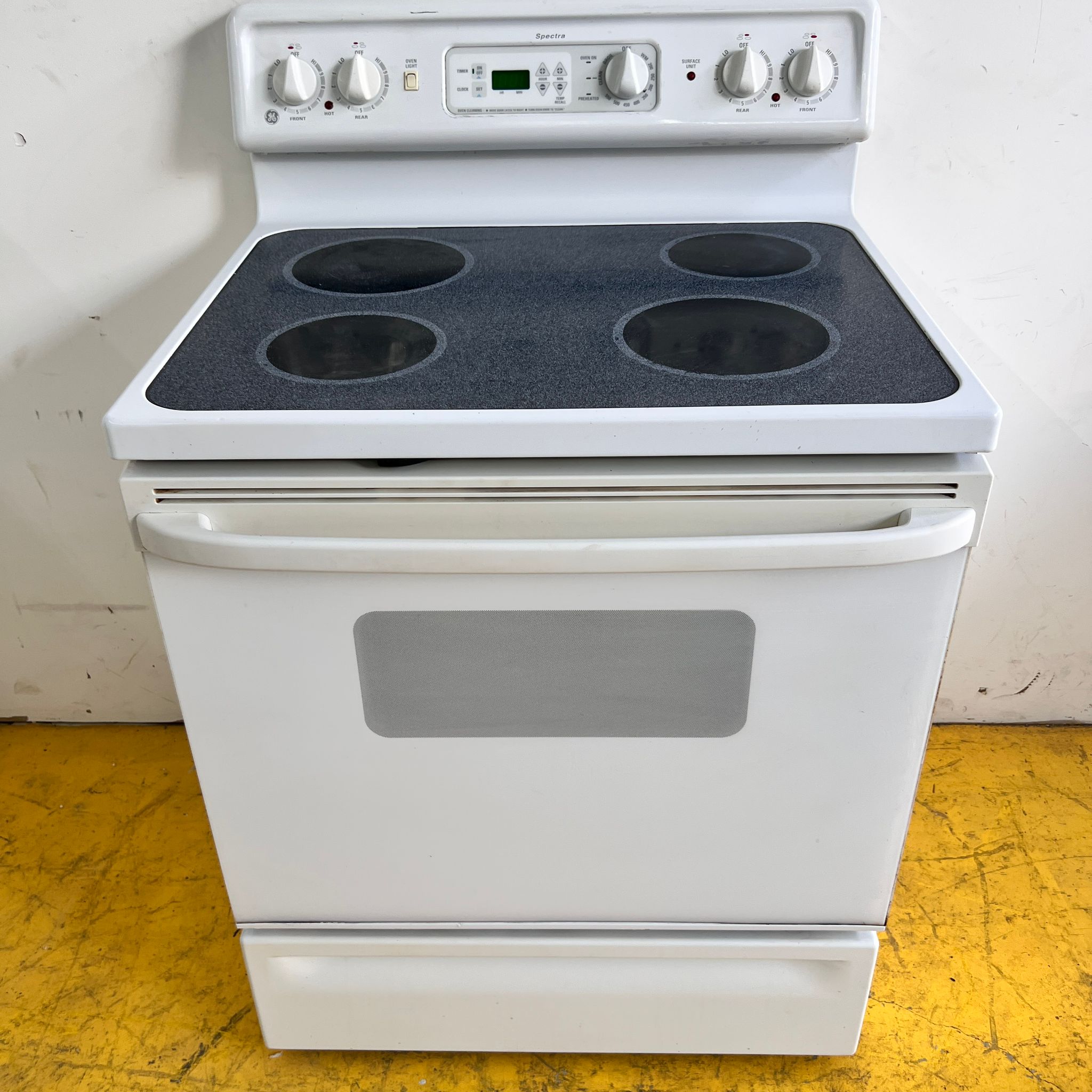 GE Electric Stove GE Electric Stove